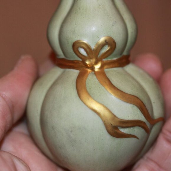 Hand Painted Ginori Double Gourd Miniature Vase Mottahedeh - Picture 4 of 4